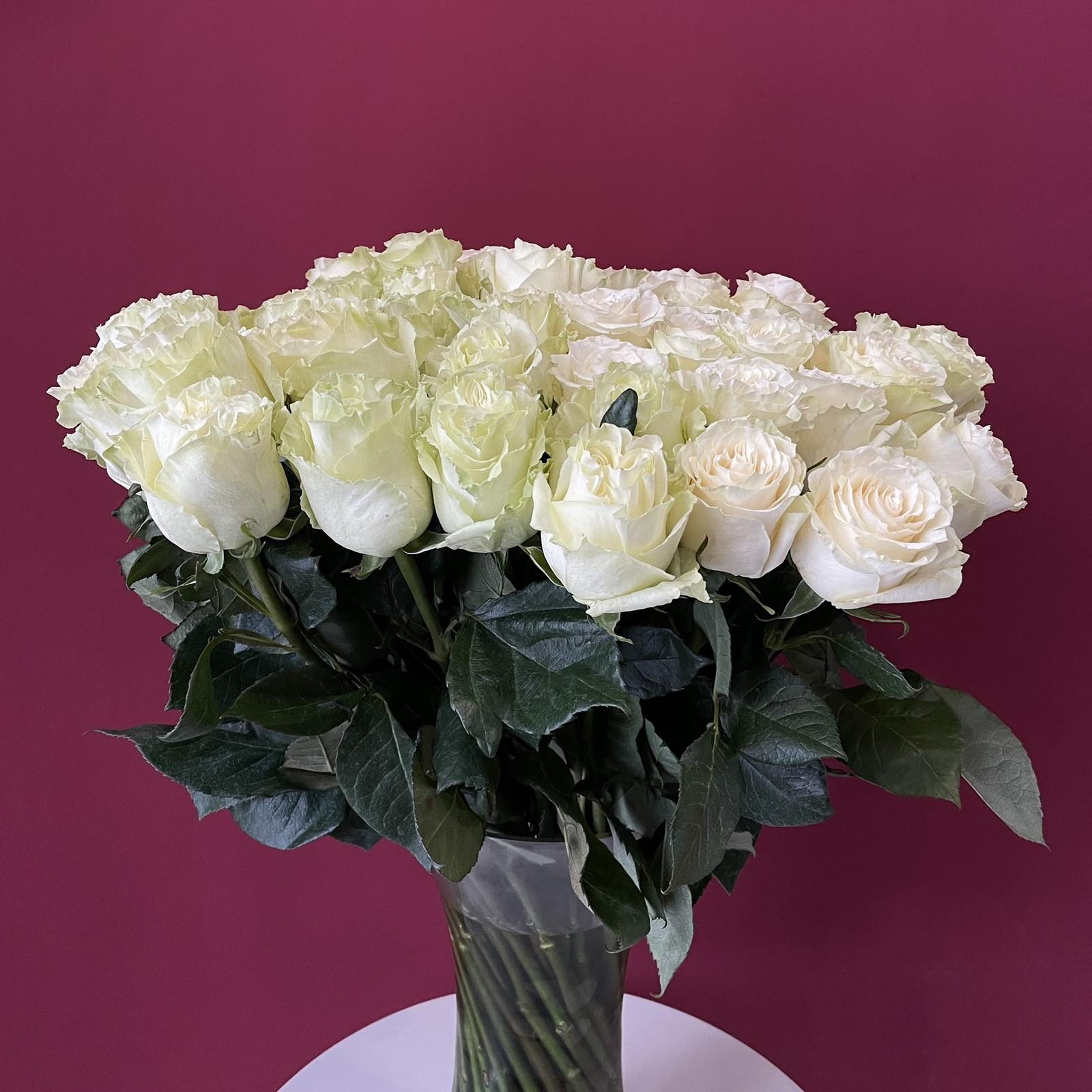Роза белая 50 см