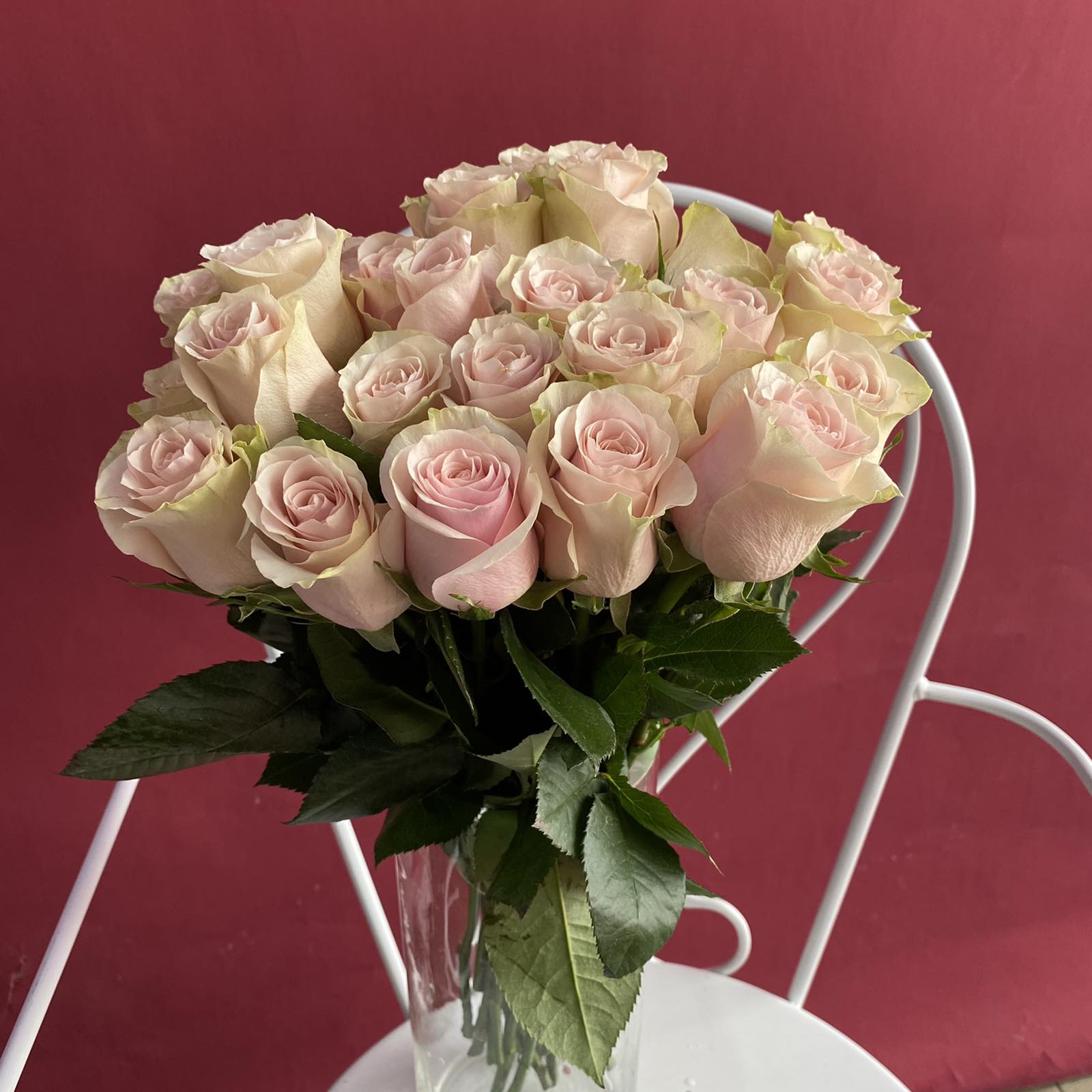 Роза нежно-розовая 70см