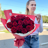 Букет красных роз (19 шт)